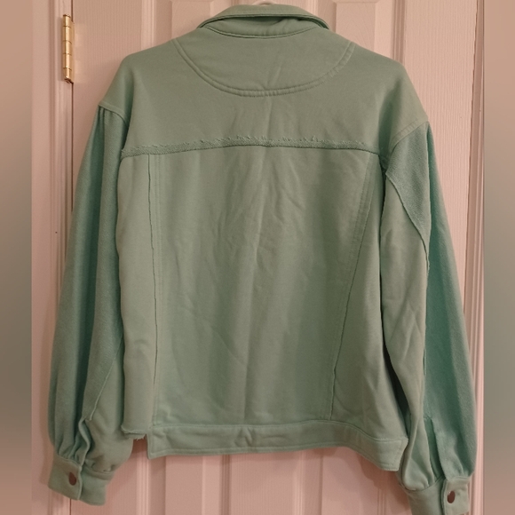 POL Shacket - Picture 7 of 10